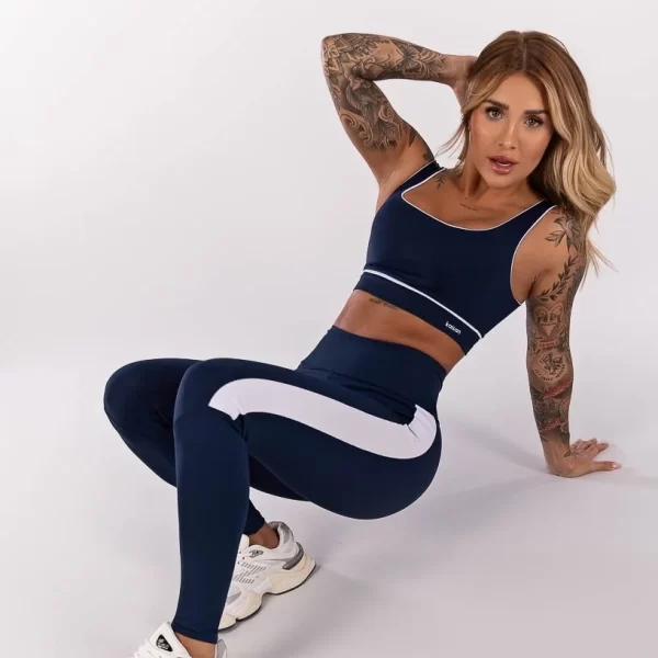 CALÇA LEGGING COM RECORTE E BOLSO NO CÓS (AZUL MARINHO/ BRANCO)